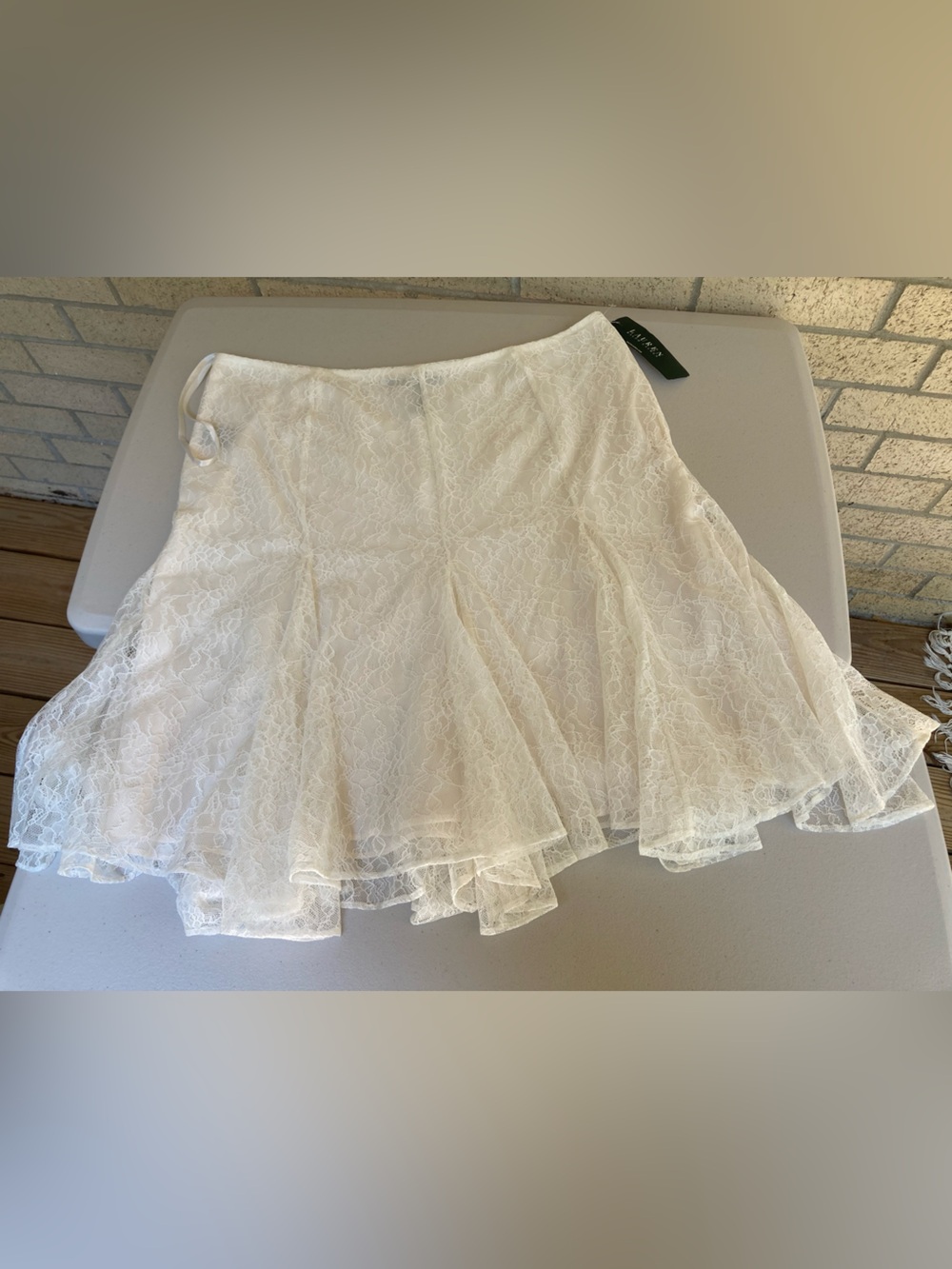 LRL Asymmetric Flowy Pleated Hem White Lace Skirt Size 14